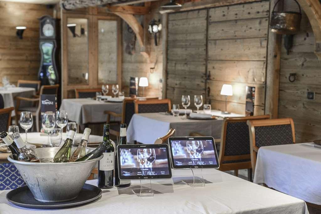 Brit Hotel Florimont Saint-Ferréol Restaurante foto